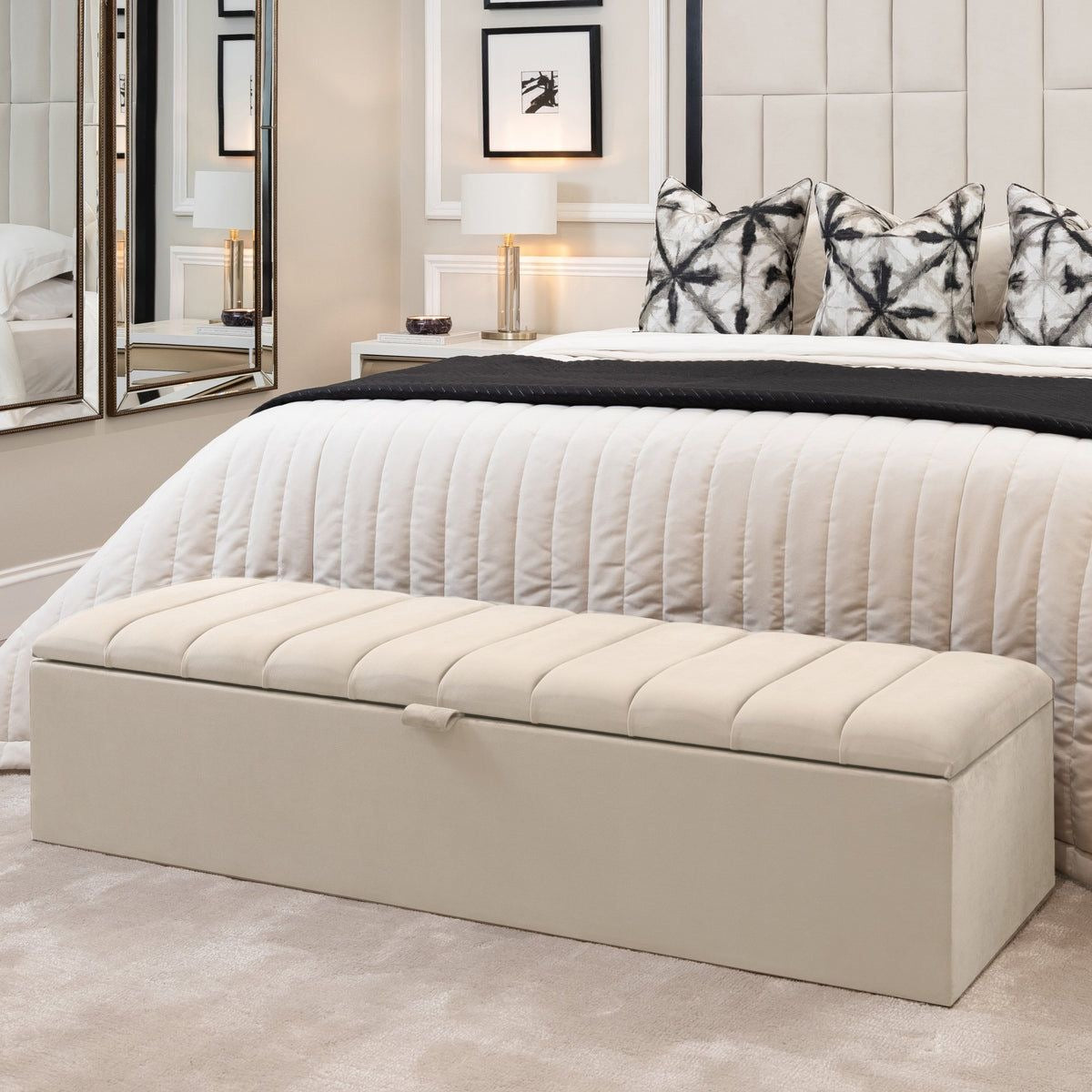 Modern Line Blanket Box